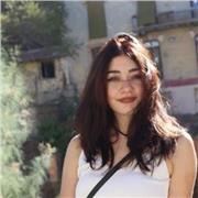 Nací en Estados Unidos y me he criado con el inglés, ahora me gustaría ayudar a enseñarlo, preferentemente a un nivel de primaria.